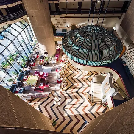 Hotel Holiday
